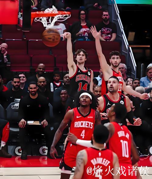 火箭蓄势待发！官媒曝光球员赛前训练照：决战时刻已到